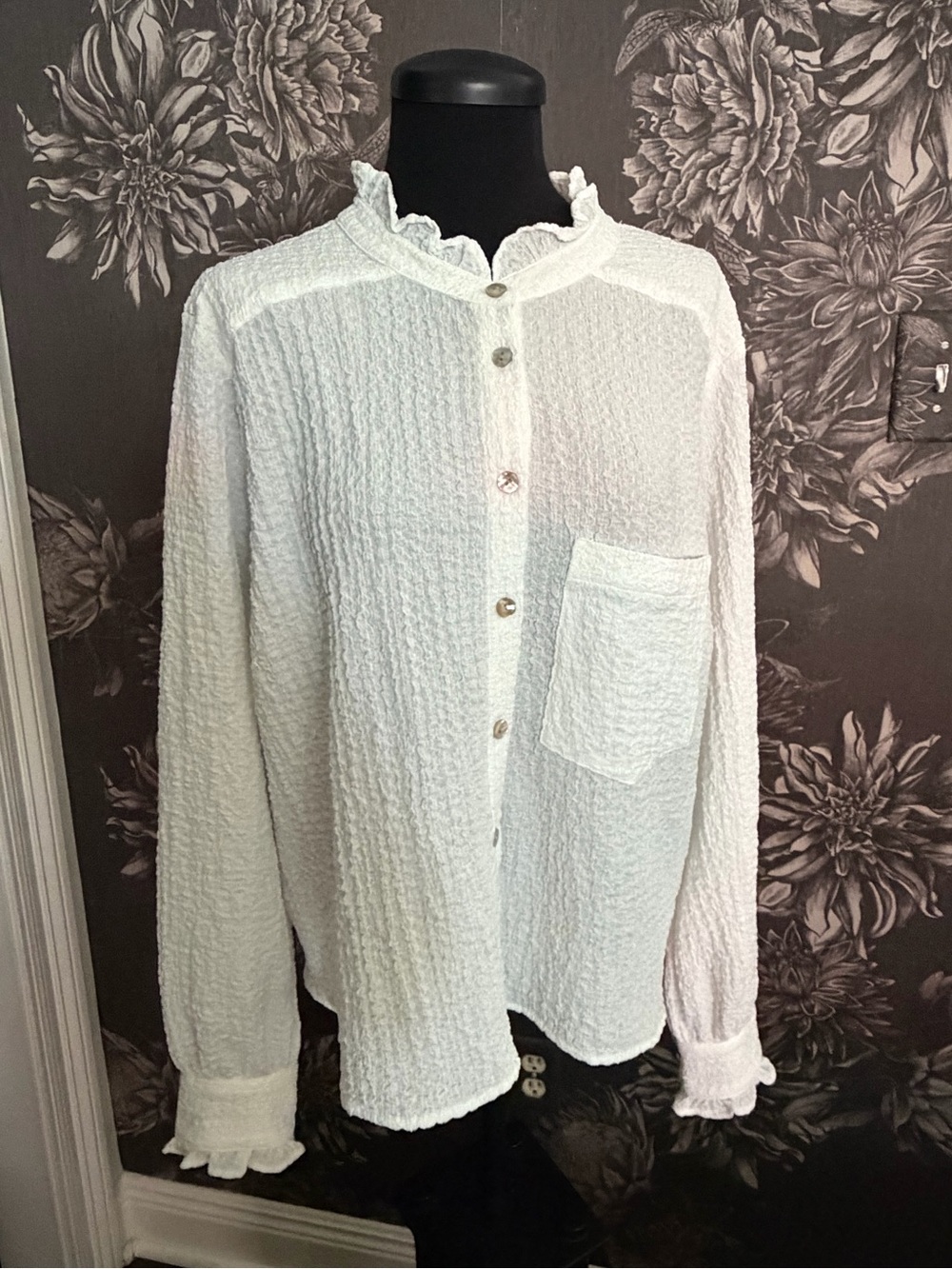 AP•NY Ruffle Shirt - Picture 3 of 13